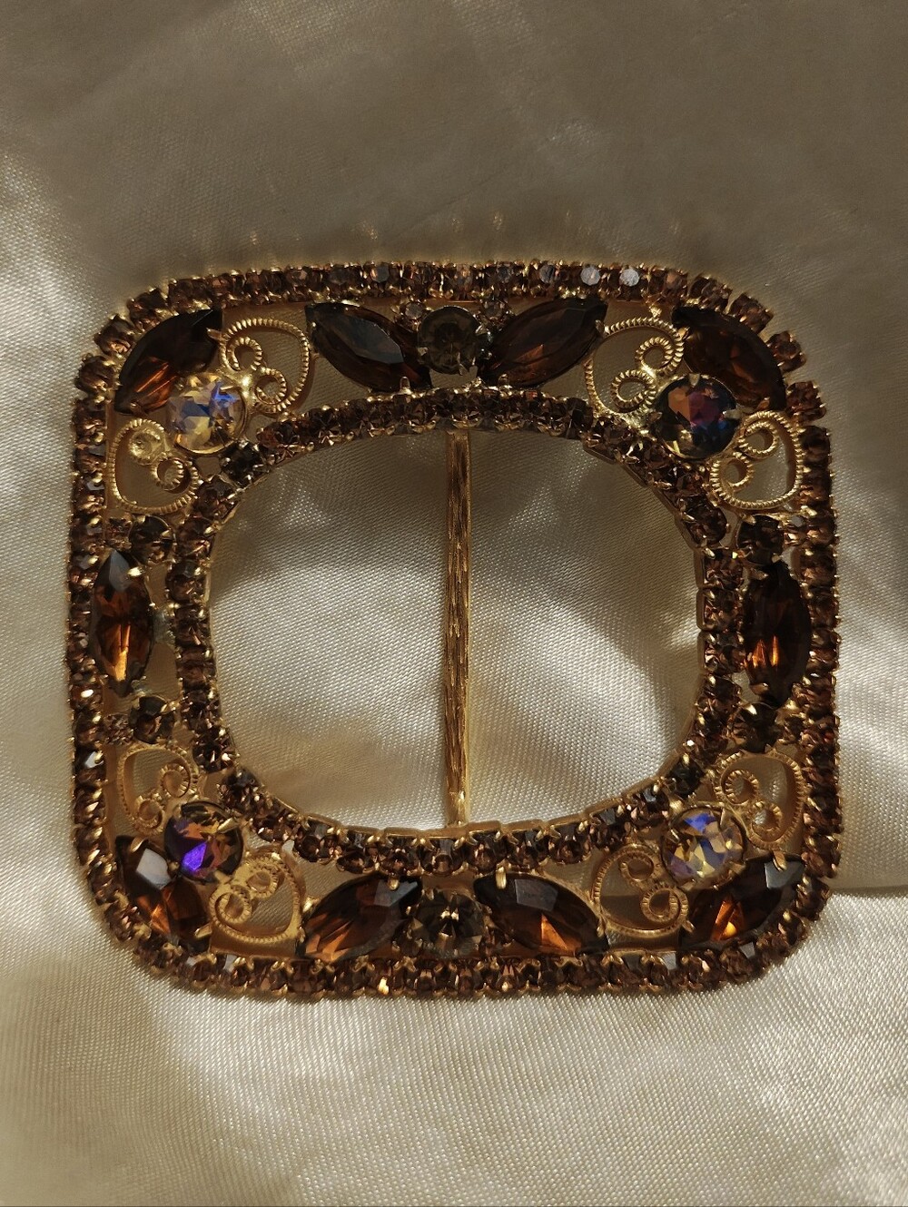 Vintage Juliana D&E Heart Scroll Topaz/AB Rhinestone Belt Buckle